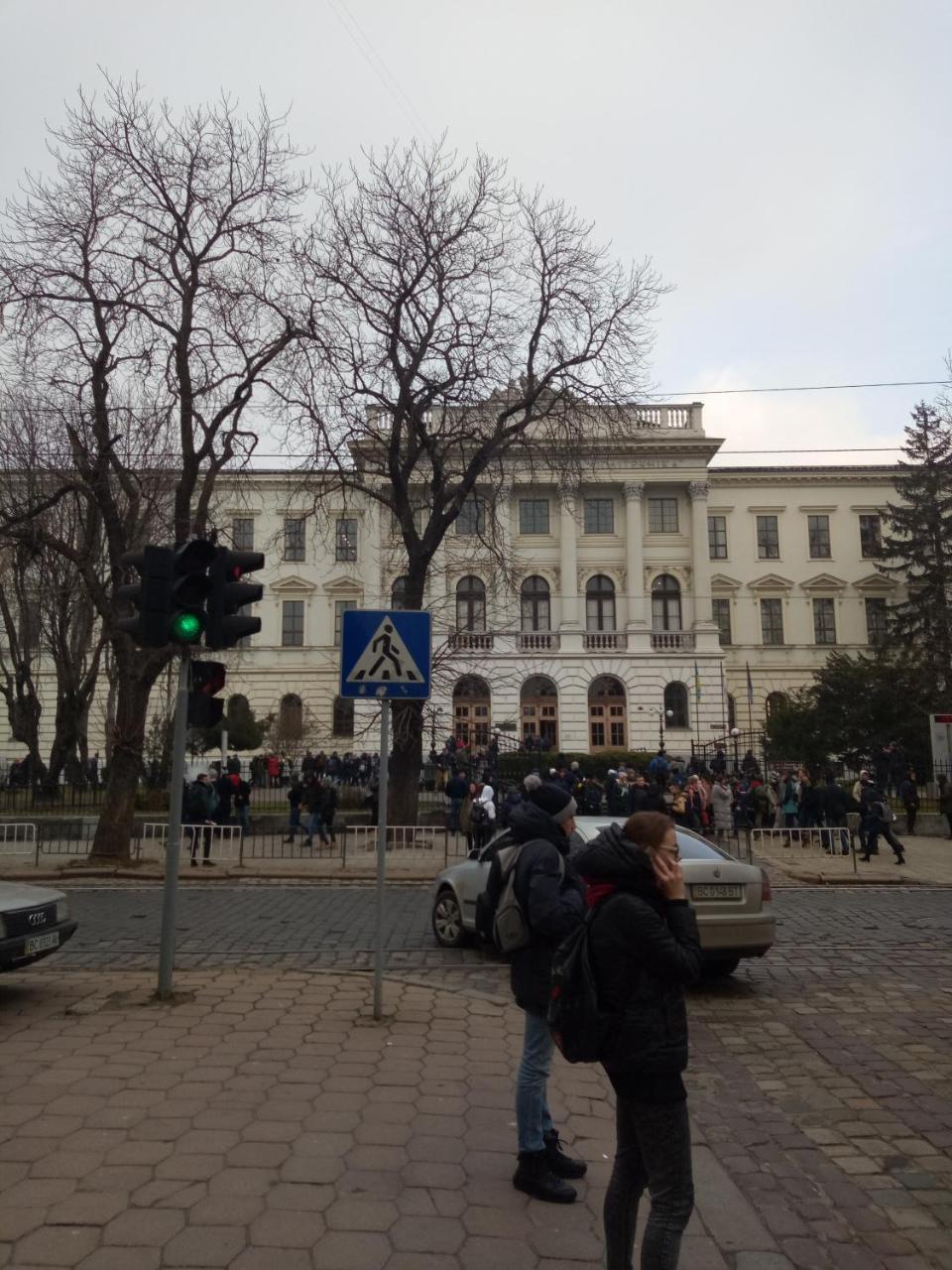 Apartment Stepan Bandery Street, 51 *